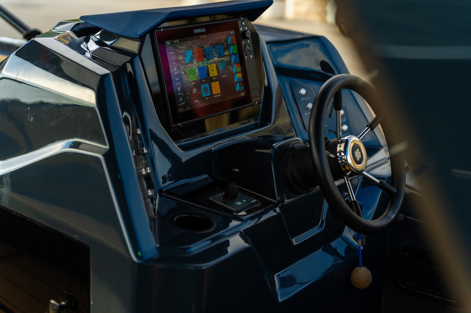 Raptor Alesta interior detail